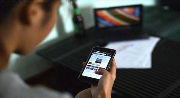 Handy-Spionagesoftware, die heimlich Bilder macht